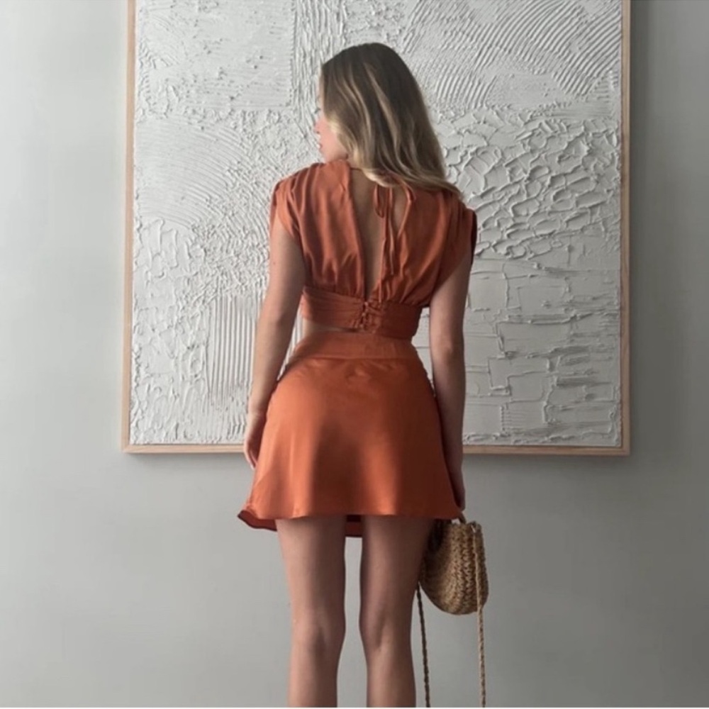 LELIS COLLECTION SKIRT&BLOUSE SET SIZE SMALL COLOR RUST